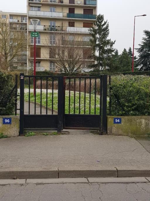 Grand Paris Superbe Appartement Gesteasy Fresnes  Esterno foto